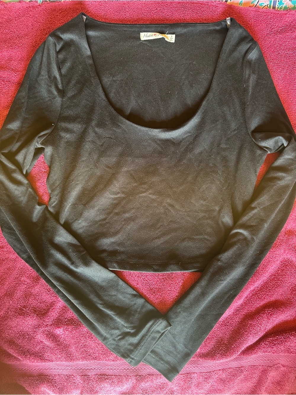 SHEIN Black Long-Sleeve Scoop Neck Crop Top